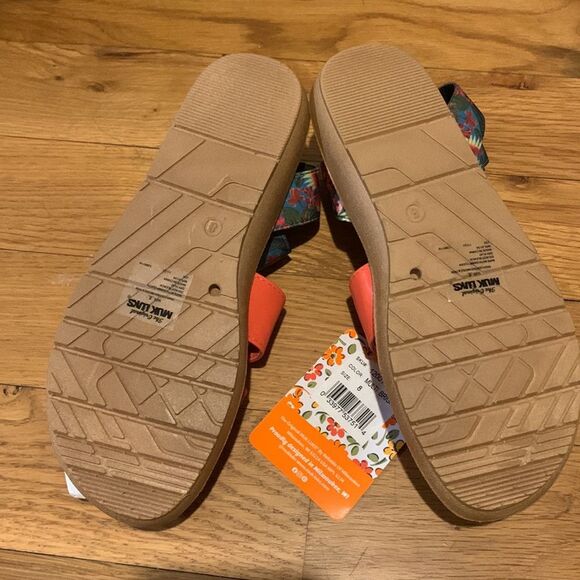 Muk Luks floral strap sandals nwt size 8 - Picture 5 of 5